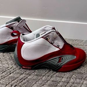 Red Iverson IV size 11